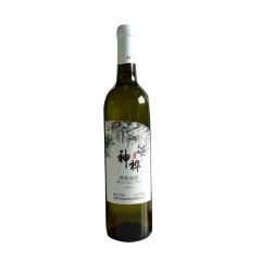 【特惠商品】伊春特产 神桦桦树液酒 750ml 营养丰富，呈微黄色 包邮