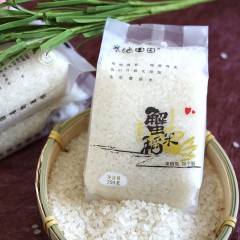 龙江特产 寒地田园蟹稻米 2.5kg*4袋 寒地黑土，江水灌溉 包邮