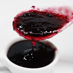 龙江特产 塔哈尔河 蓝莓、蔓越莓果酱180g*2瓶 营养丰富，肉质细腻 包邮