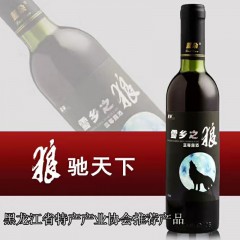 龙江特产 蓝朵雪乡之狼蓝莓露酒 375ml 口感醇厚，香味浓郁 包邮