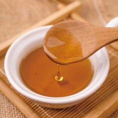 龙江特产 米稻乡笨榨豆油礼箱 1L*4 瓶/箱 安全营养，金黄透亮 包邮