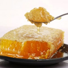 龙江特产 蜂力芝蜂巢蜜（350g±20g）*2盒 色泽晶莹，醇厚甘甜 包邮